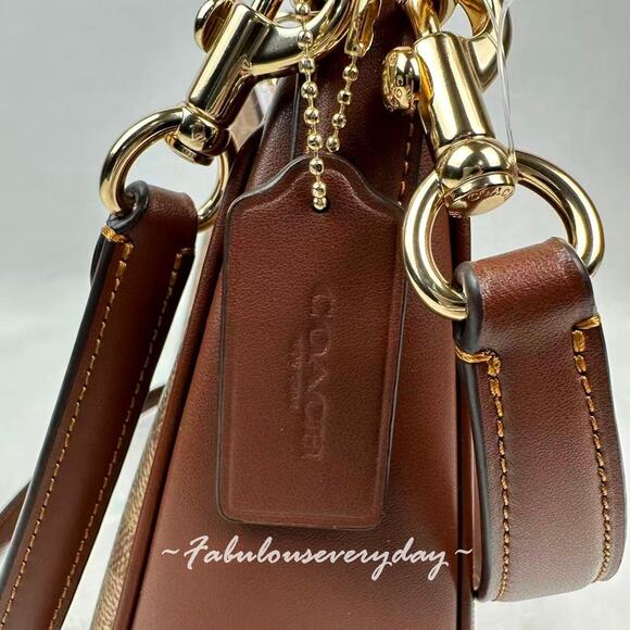 Coach Teri Hobo Bag Shoulder/Crossbody In Signature Canvas Tan/Brown CV940 NWT - Picture 7 of 10